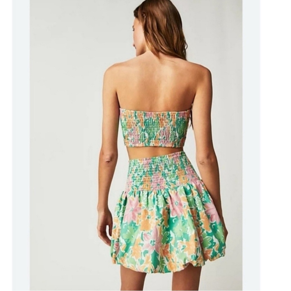 Free People Set - Picture 3 of 4
